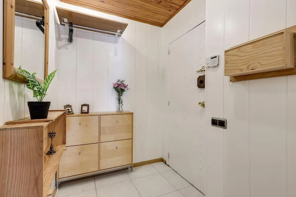 Apartment Penthouse With Big Terrace, Quiet Area, 1 Bedroom Barcelona
