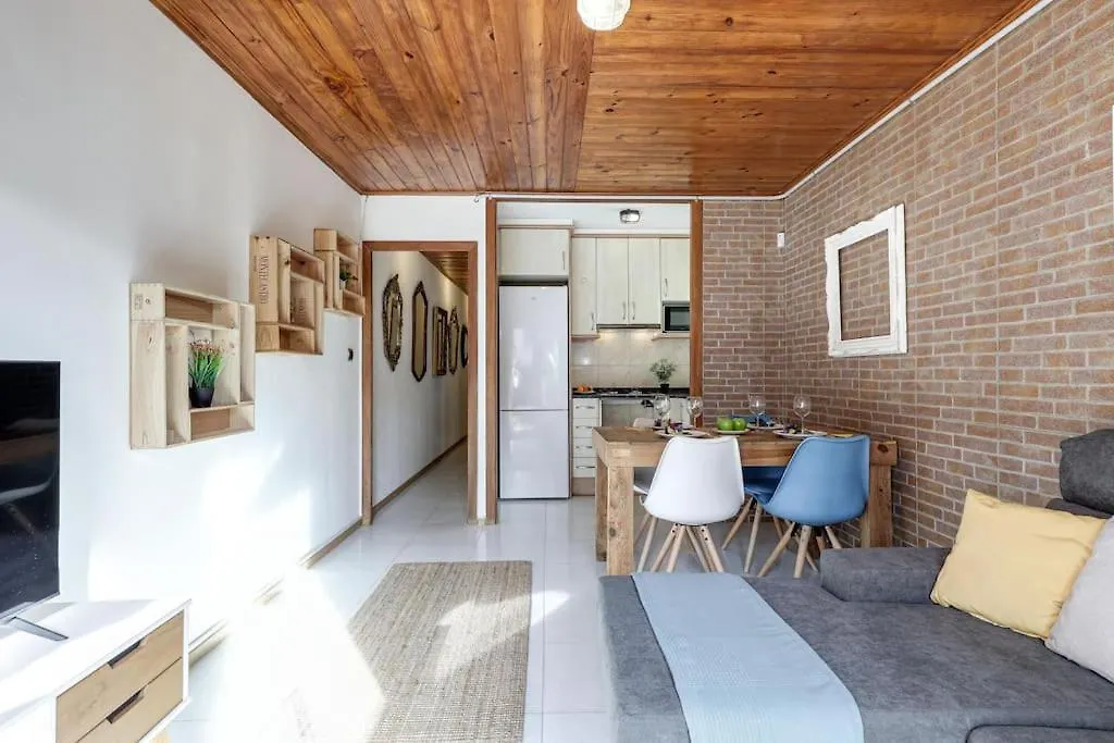 Apartment Penthouse With Big Terrace, Quiet Area, 1 Bedroom Barcelona