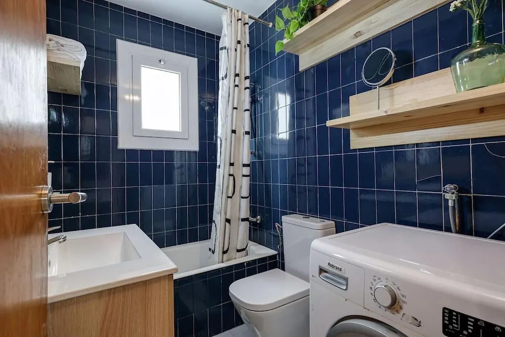 Penthouse With Big Terrace, Quiet Area, 1 Bedroom Barcelona Apartment