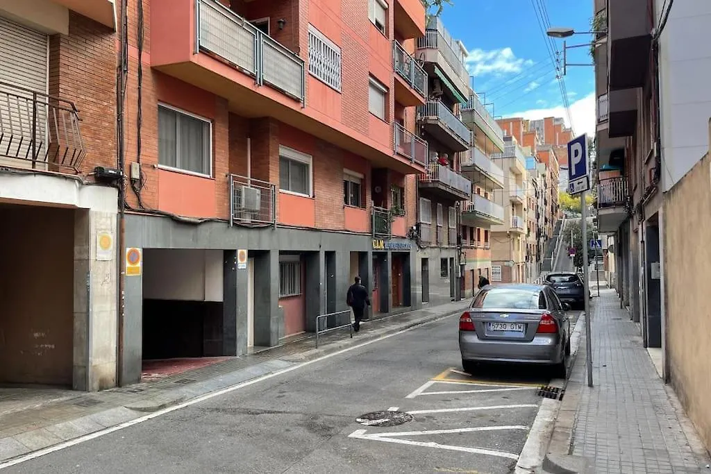 Penthouse With Big Terrace, Quiet Area, 1 Bedroom Barcelona Apartment